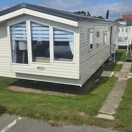 度假居 3 Bedroom Cayton Bay Sleeps 8 - Pool *